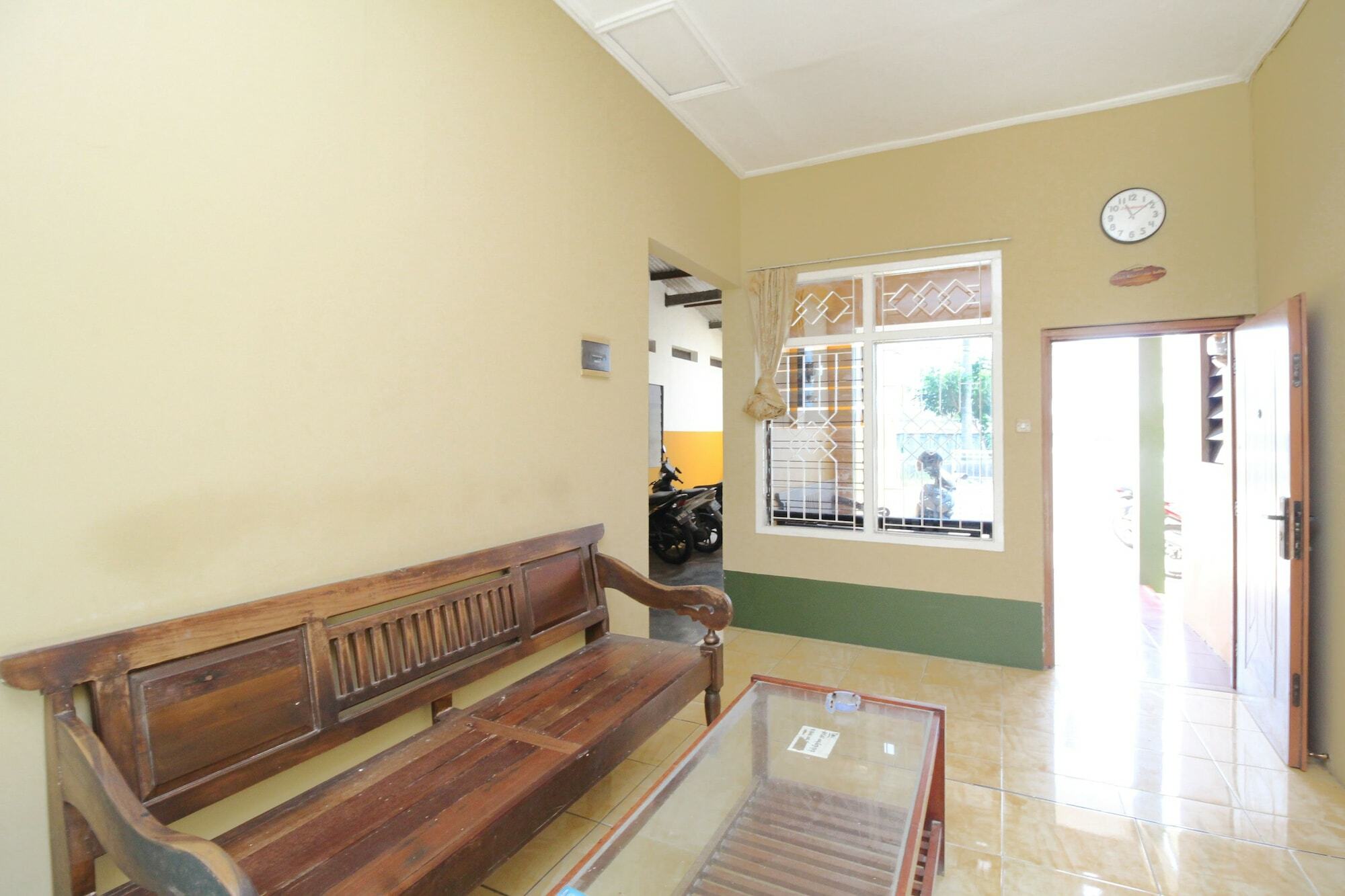 Готель Reddoorz Syariah Near Prpp Семаранг Екстер'єр фото
